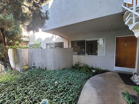 5th image of 11423 Ohio Ave #3