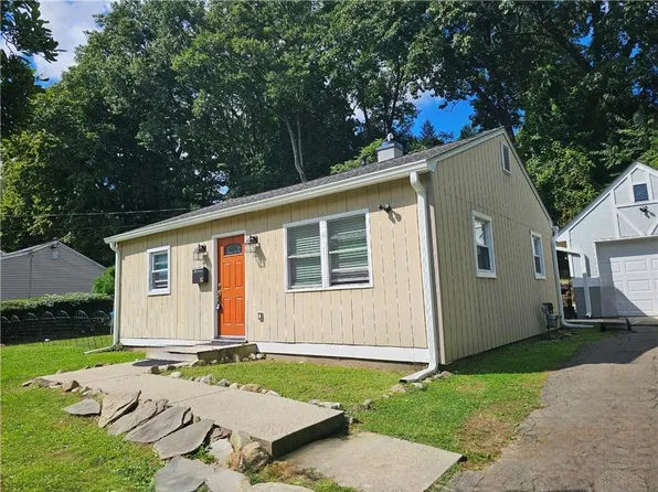19 N Lexow Avenue, Nanuet, NY 10954