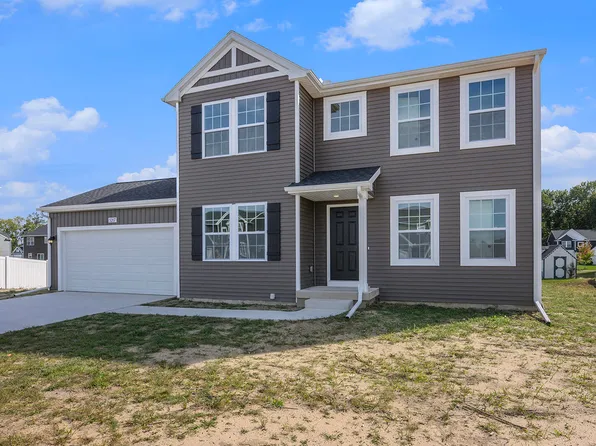 13736 Oasis Ave, Holland, MI 49424