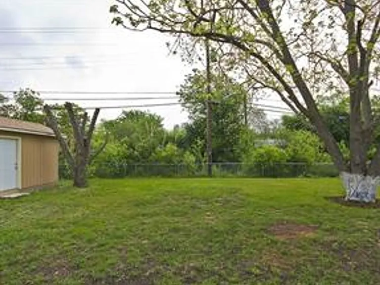 5333 Westminster Dr — Photo 28