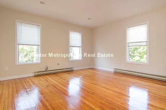 2nd image of 364 W 4th St