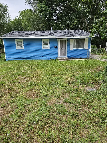 4004 Oakley Ave Photo 1