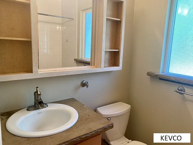 1400 Hillcrest Dr — Photo 7