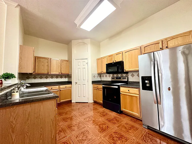 2710 Grants Lake Blvd #L7 — Photo 8