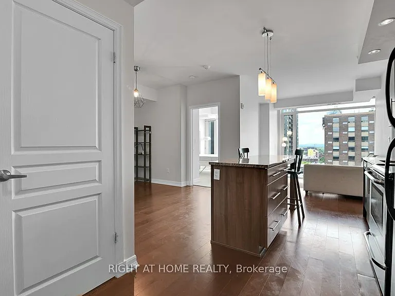 238 Besserer St #1406 — Photo 9