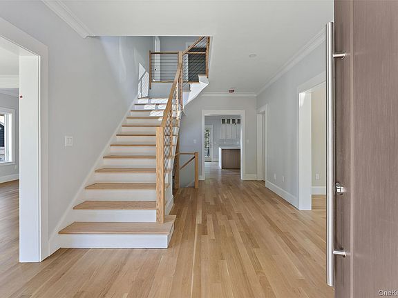 2nd image of 59 Myrtle Boulevard