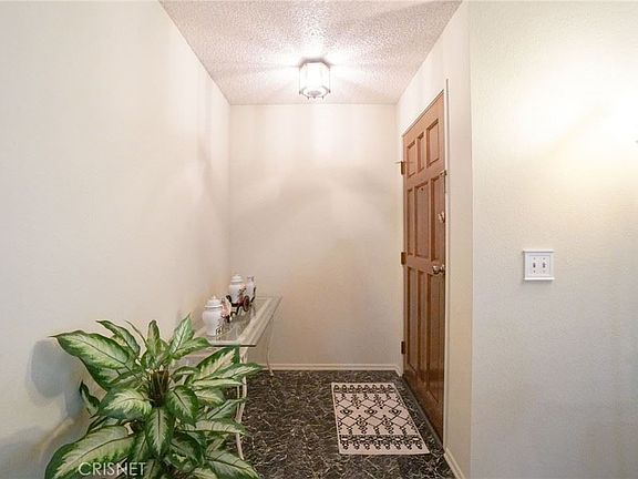 3rd image of 15155 Sherman Way Unit 25