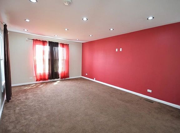 2nd image of 104 Green Meadow Dr