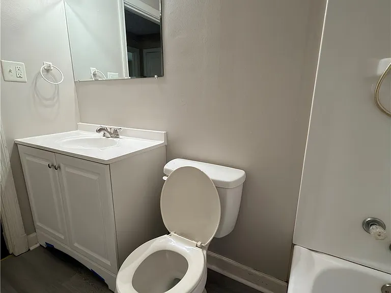 207 Willborough Ave — Photo 15