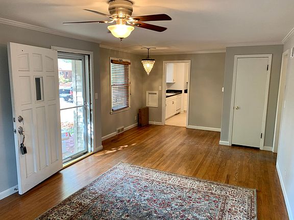 3rd image of 7523 Briar Dr