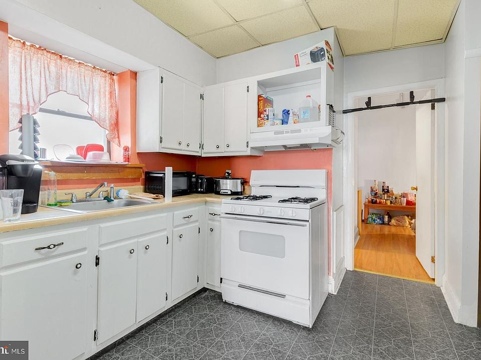 1st image of 777 S 6th St Floor 1