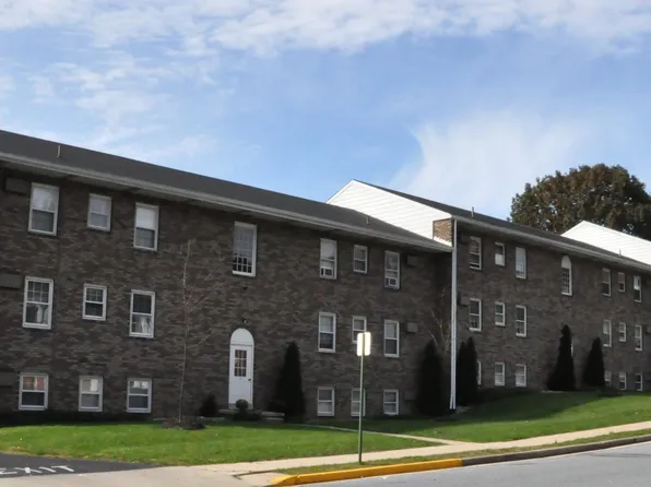 7 Orchard Hills Dr #B, Boyertown, PA 19512