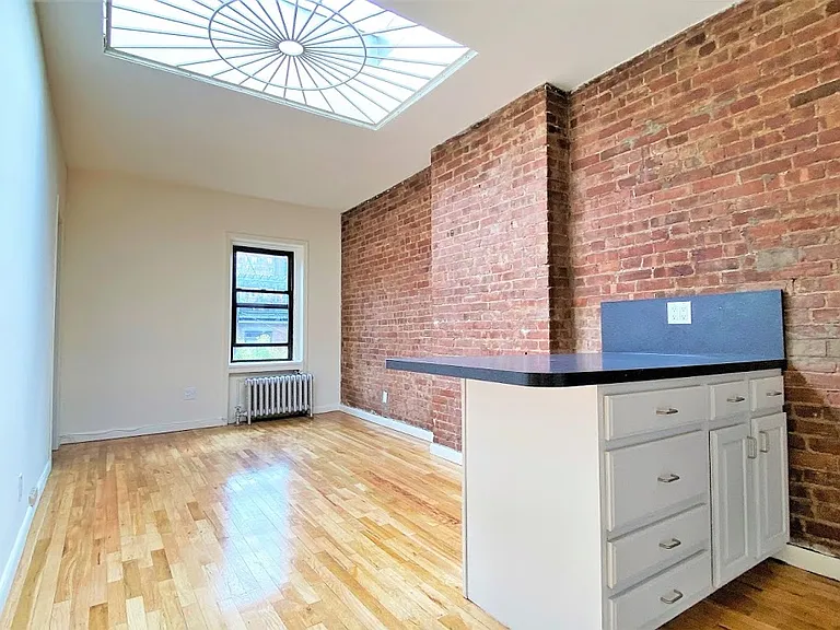 54 W 84th St #4R — Photo 5
