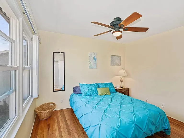 1615 S Myers St — Photo 13