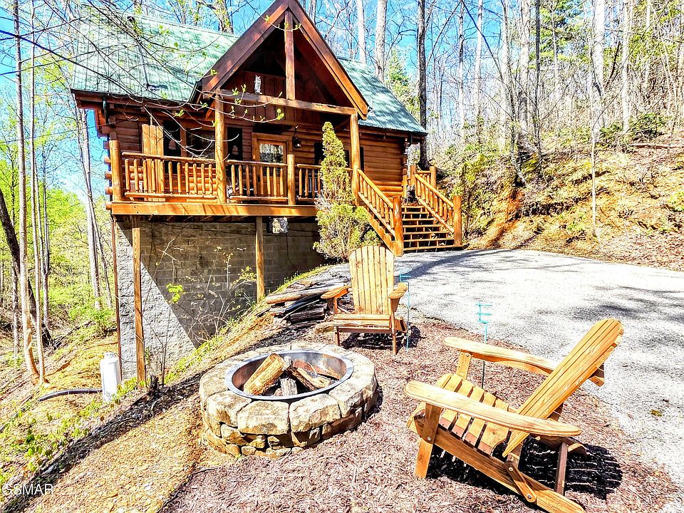 1st image of 2310 Raymond Hollow Rd