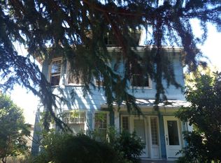 2037 Yale Ave E, Seattle, WA 98102