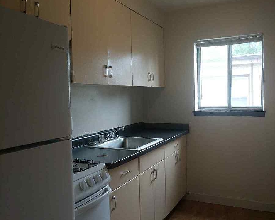 1st image of 1885 7th St E APT 5