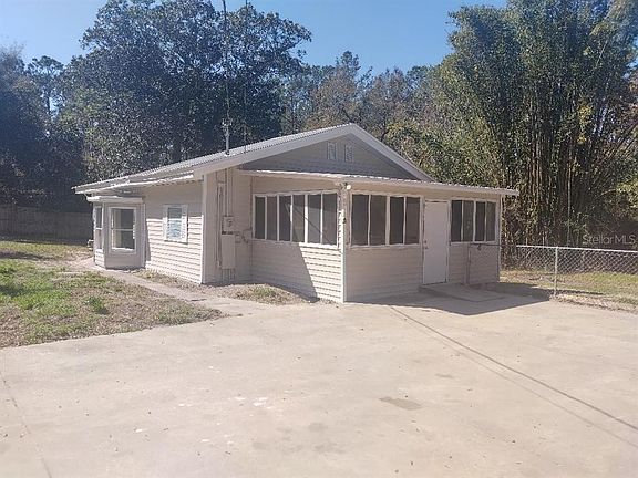 3rd image of 4700 SE 160th Ct