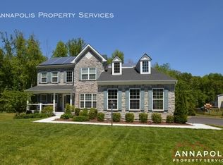 678 Loch Haven Rd, Edgewater, MD 21037