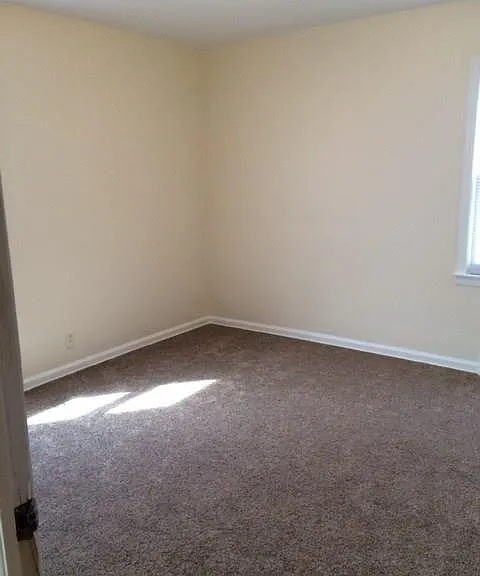 3503 Ravena Ave — Photo 4