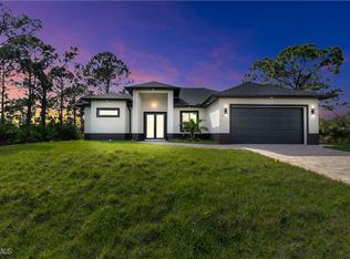 6005 Queen Ave N, Lehigh Acres, FL 33971