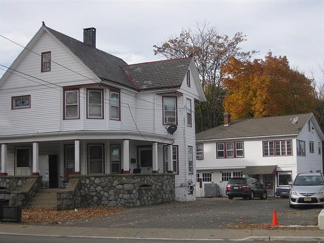 2nd image of 92 Main St