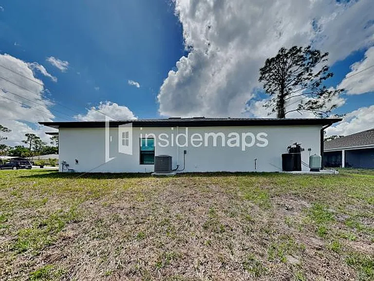 1133 Abrams Blvd — Photo 21