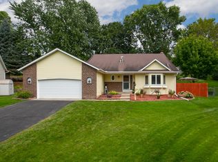 15473 Sue Ann Ct, Eden Prairie, MN 55346