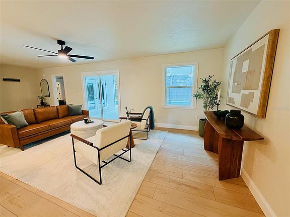 4th image of 25426 SW 18TH AVENUE