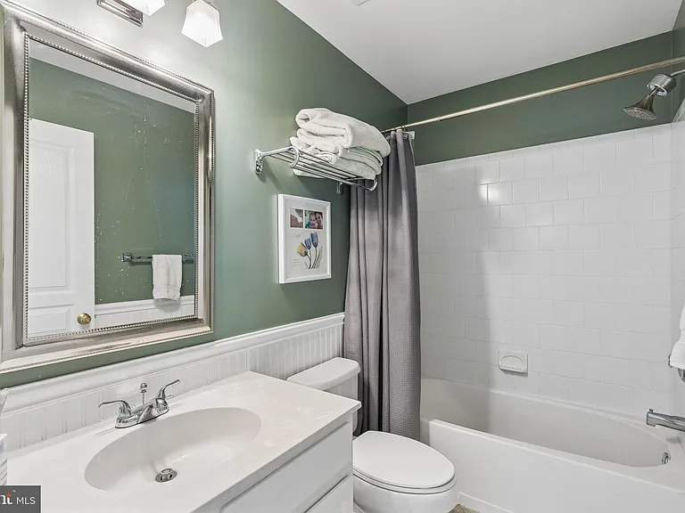 15 Charter Oak Ct — Photo 24