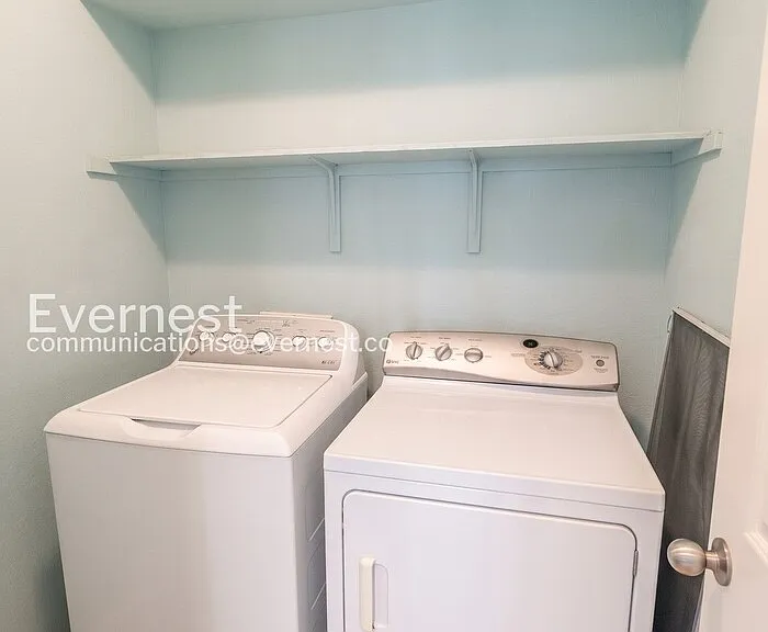 1620 Willow Vis — Photo 17