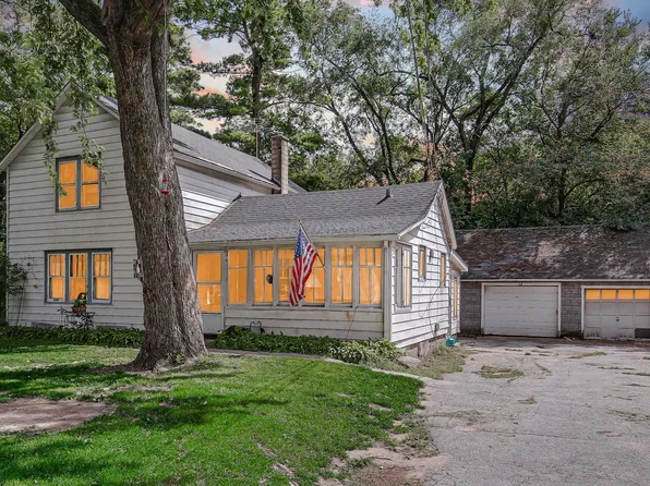 2201 Thornton Lansing Rd, Lansing, IL 60438