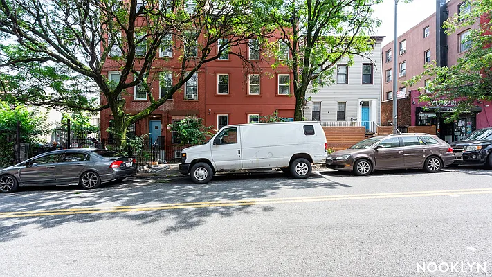 Rented by Nooklyn NYC LLC | media 32