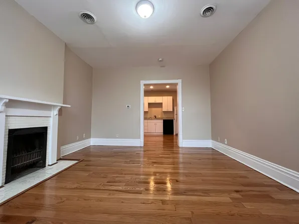 4432 Oakland Ave Floor 2, Saint Louis, MO 63110