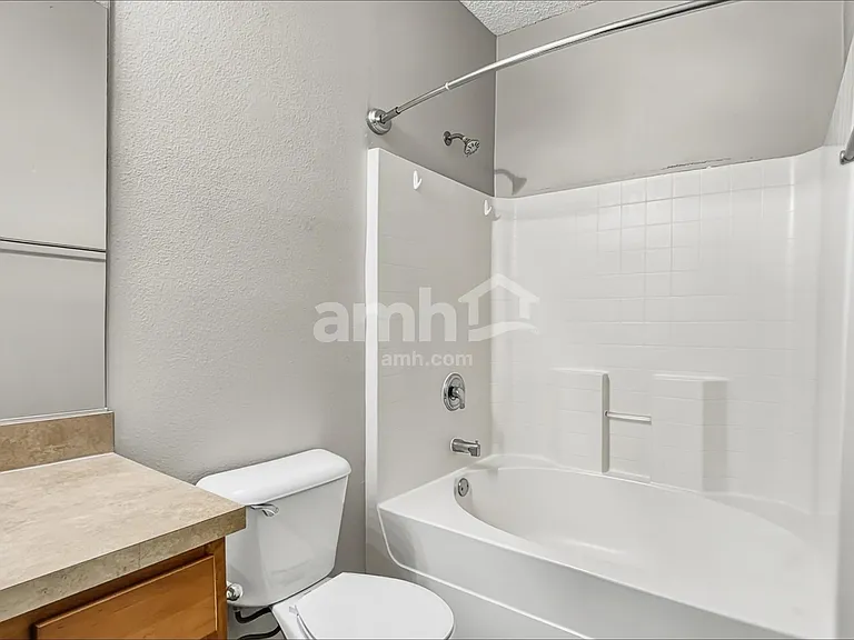 762 Bristol Way — Photo 11