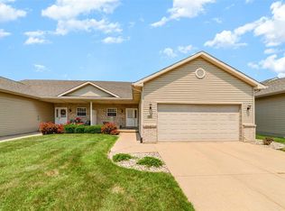 2639 Kitty Hawk Cir #28, Midland, MI 48642