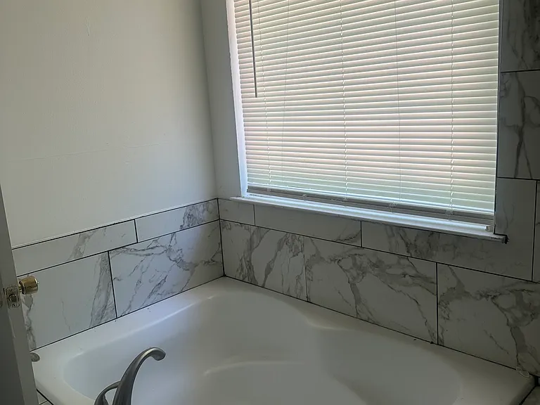 3058 Lake Hill Ct — Photo 7