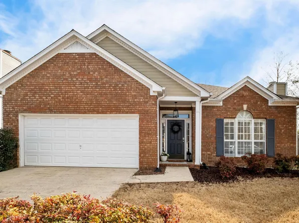 109 Crestmont Ln, Pelham, AL 35124