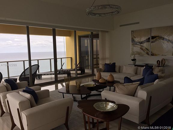 3rd image of 17749 Collins Ave #U3201