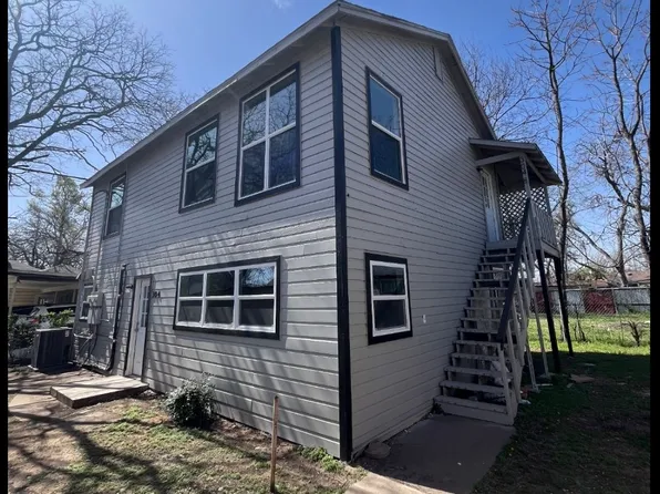 304.5 S Holloway Ave, Cleburne, TX 76033