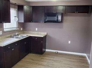 6826 Centralia St, Dearborn Heights, MI 48127