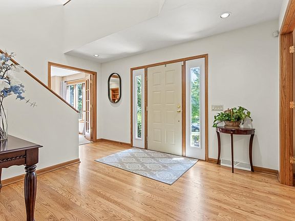 3rd image of 7126 New Washburn Way