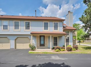 1233 Clematis Dr, Streamwood, IL 60107