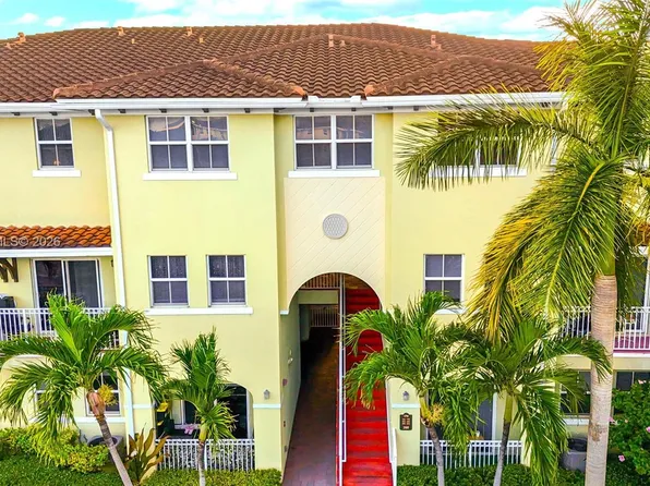 260 NW 109th Ave APT 204, Miami, FL 33172