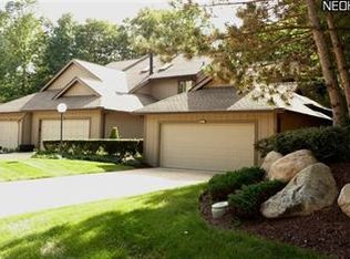 2196 Stone Creek Trl, Cuyahoga Falls, OH