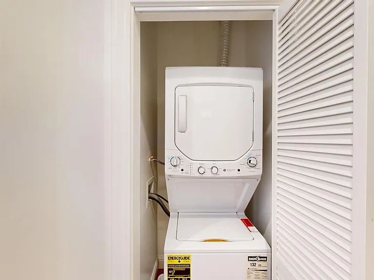 845 California Street — Photo 13