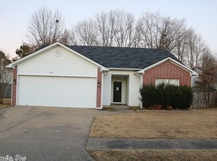 3508 Village Green Dr, Bryant, AR 72022