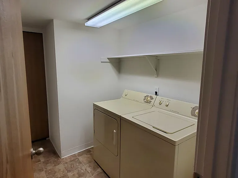 Thornridge Apartments — Photo 107
