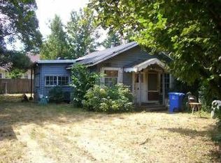 6118 NE Milton St #A, Portland, OR 97213