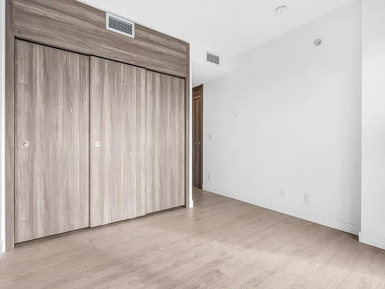4880 Lougheed Hwy #1507 — Photo 11